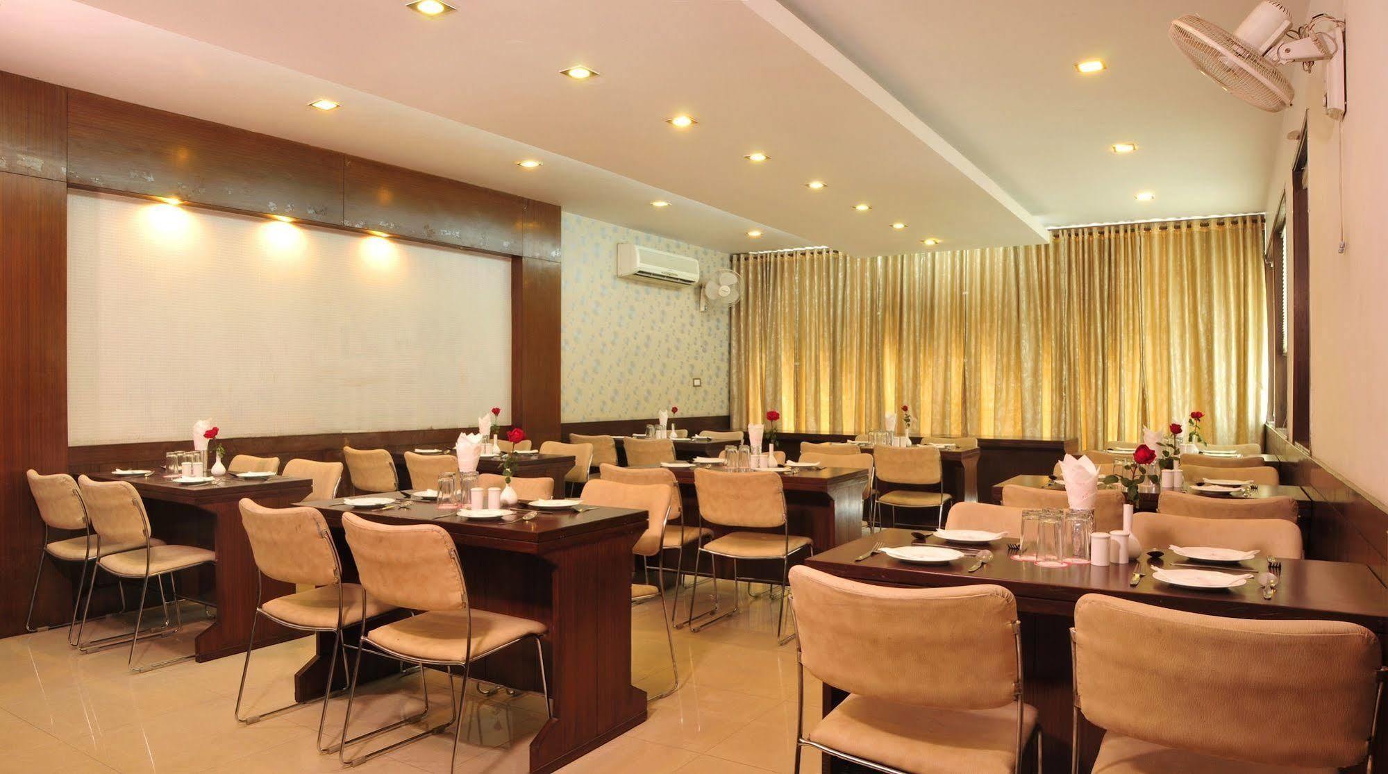 Hotel Citi International Delhi  Luaran gambar