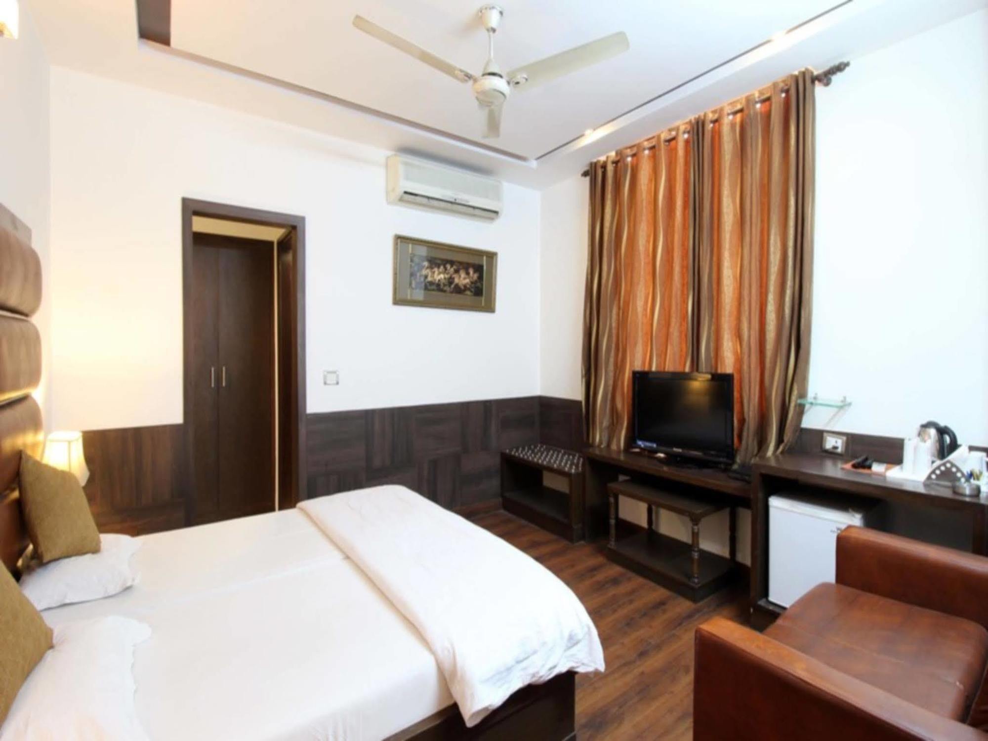 Hotel Citi International Delhi  Luaran gambar